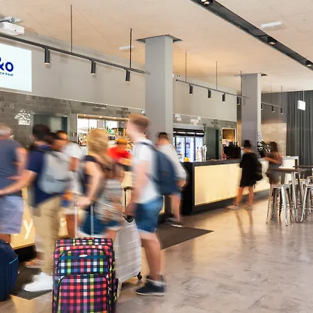 מלון A&o Mitte 2*