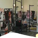 A&o Mitte 2*