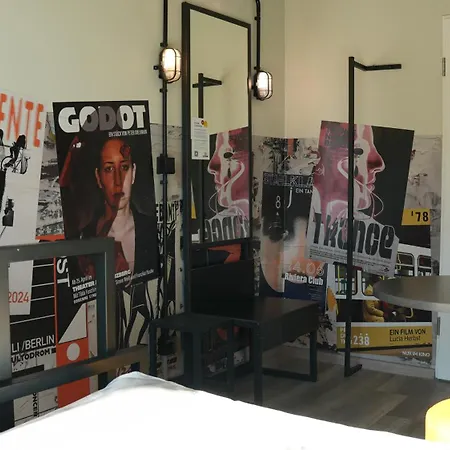A&o Mitte 2*